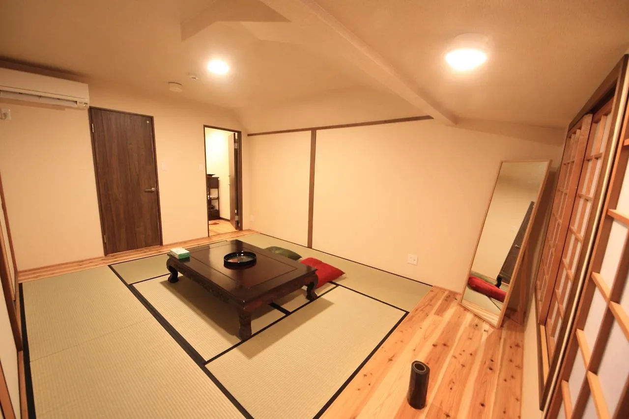 Shijo Ayaomiya Guesthouse Kyoto Holiday home