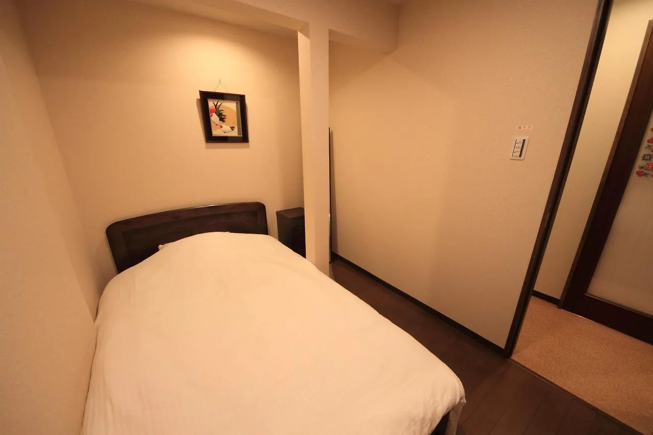 Shijo Ayaomiya Guesthouse Kyoto 0*,